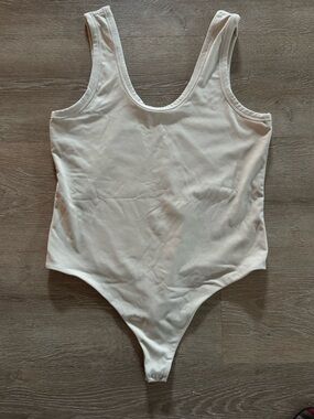 NUUDS Cream Scoop Neck Bodysuit NWOT